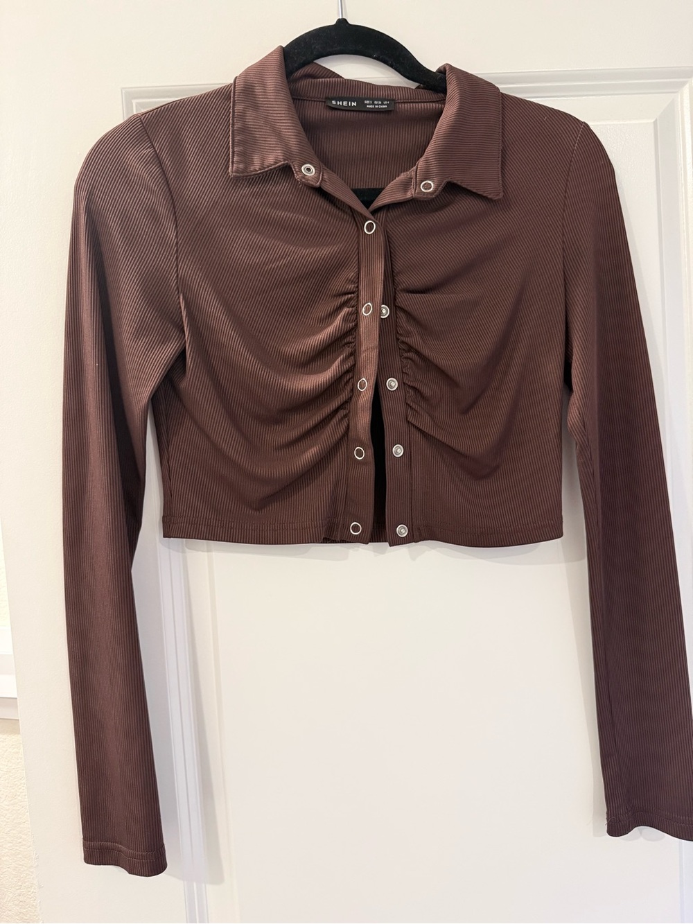 SHEIN Chocolate Brown Ruched Snap-Front Crop Shirt